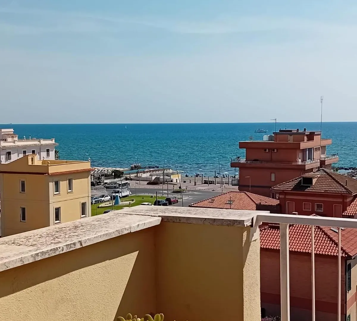 Pm 10 Via Della Santabarbara Guest House Lido di Ostia Italy