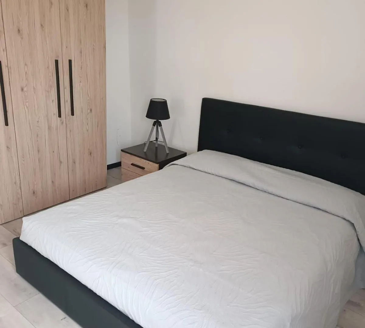 Pm 10 Via Della Santabarbara Guest House 리도디오스티아