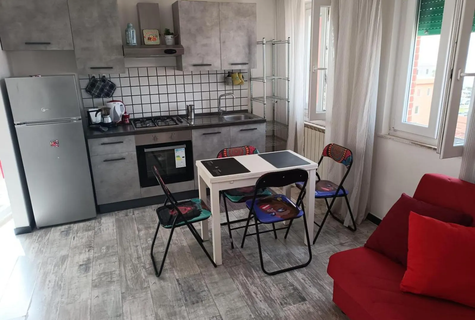 Pm 10 Via Della Santabarbara Guest House 리도디오스티아 이탈리아