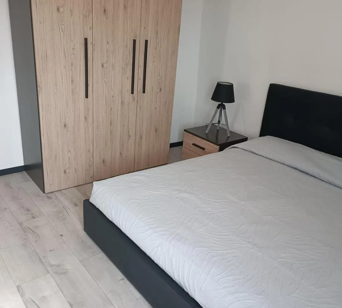 Pm 10 Via Della Santabarbara Guest House 리도디오스티아 0*,